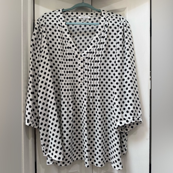 Drive them Dotty Blouse - Picture 1 of 3